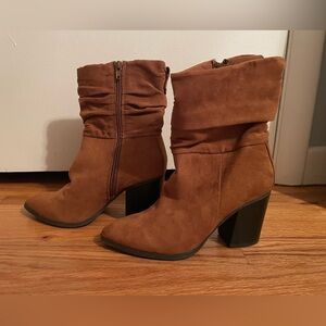 Kohl's Tan Heeled Boots
